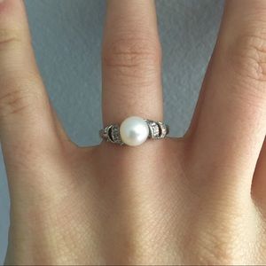 Pearl ring